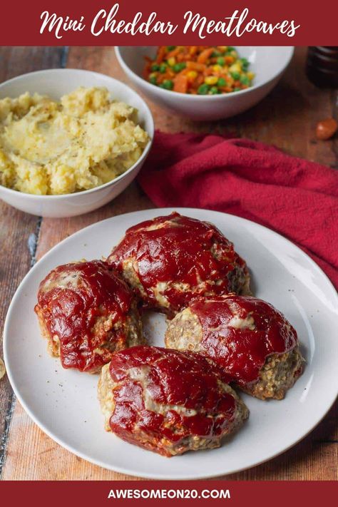 These Mini Cheddar Meatloaves are my absolute favorite. This perfect single-serve nostalgic recipe will quickly become your weeknight dinner favorite, too. #meatloaf #easyrecipe #minimeatloaf Turkey Scallopini, Cheesey Recipes, Cheese Stuffed Meatloaf, Mini Meatloaves, Mini Meatloafs, Sheet Pan Dinners Recipes, Cheesy Recipes, Favorite Comfort Food, Sheet Pan Dinners