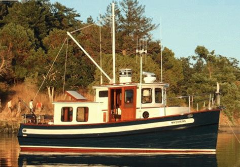 Nordic Tug Boats, Cuddy Cabin Boat, Trawler Yacht, Trawler Boats, Cabin Cruiser, Wood Boats, Boat Stuff, Boats Luxury, Yacht Boat