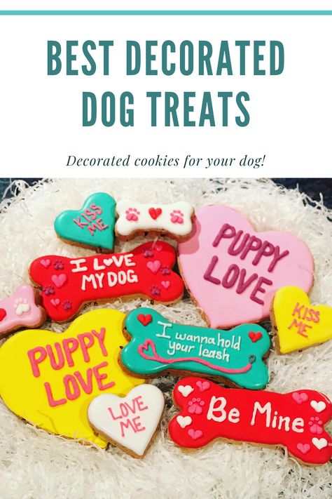 Decorated Cookies For Dogs, Icing Dog Treats, Decorated Dog Cookies For Dogs, Personalized Dog Treats, Iced Dog Treats, Dog Treat Aesthetic, How To Decorate Dog Treats, Dog Treats Decorated, Decorating Dog Treats