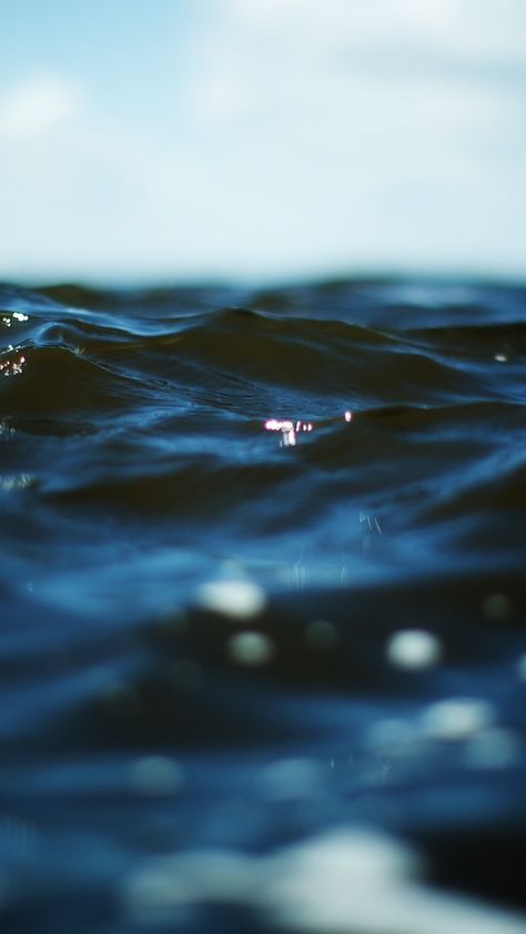 Dark-Blue-Ocean-iPhone-Wallpaper Lake Girl, Deep Blue Sea, Sea And Ocean, Ocean Waves, Blue Sea, Beach Life, Under The Sea, Scream, Iphone 5