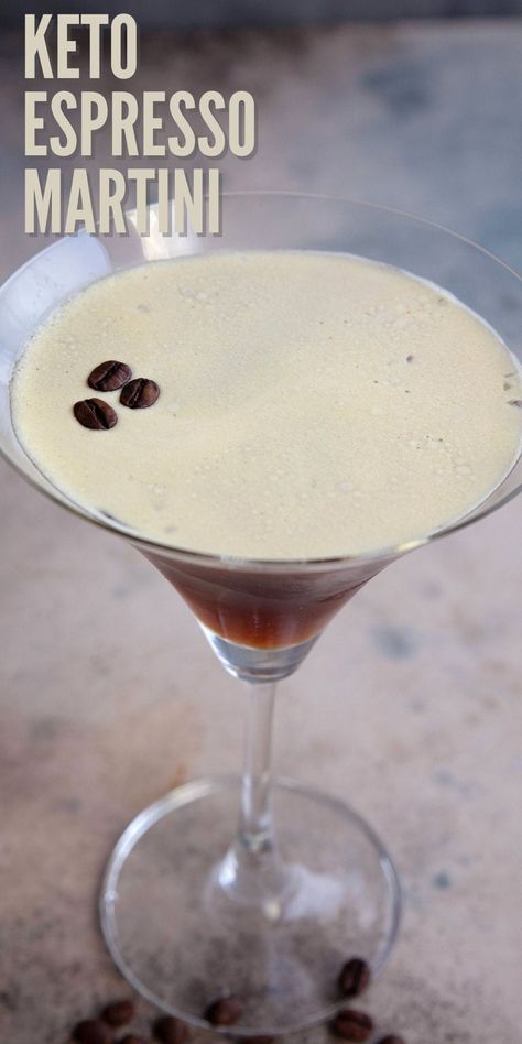 How to make a classic Espresso Martini without sugar! This keto cocktail is strong, sweet, and deliciously frothy. It makes a perfect sugar-free aperitif or after-dinner drink. Keto Espresso Martini, Espresso Martini Without Espresso, Keto Martini, Speciality Drinks, Keto Beverages, Thm Drinks, Christmas Sangria, High Fat Low Carb Recipes, Espresso Martinis