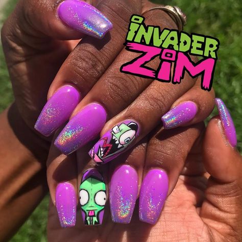 👽💜INVADER ZiM💜👽 Had fun painting these dudes! Gir and Zim💚look at that purple! One coat! 🙌🏻 “Wild & free” by @lechatnails ___ Birthday… Scene Nails, Roman Dirge, Jhonen Vasquez, Baddie Nails, Goth Nails, Nail Stuff, Painted Nail Art, Really Cute Nails, Wild Free