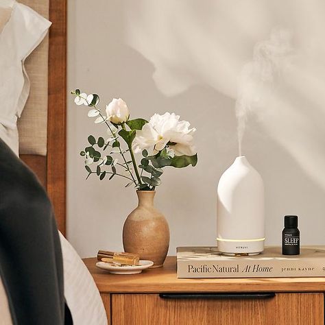 Diffuser Aesthetic, Healthy Bedroom, Best Essential Oil Diffuser, Essential Oil Set, Calming Scents, Best Essential Oils, Aromatherapy Diffusers, Aroma Diffuser, Pure Essential Oils