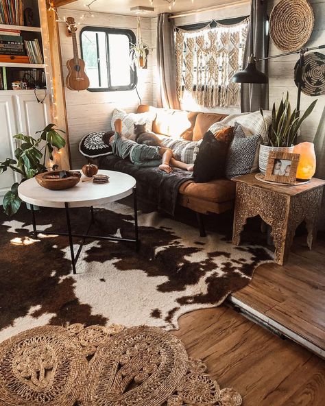 From 2,700 to 314 Square Feet: Family’s RV Travel Lifestyle Boho Rv Remodel Living Room, Southwestern Camper Decor, Western Camper Makeover, Boho Rv Living Room, Western Boho Rv Decor, Camper Western Decor, Southwest Rv Interior, Camper Living Room Decor, Boho Western Camper