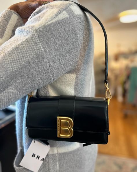 New Brandon Blackwood Mia. SOLD OUT ONLINE $225 . . . #favorite #designerlabels #memphisboutiques #consignmentshopping #blackownedlabels Brandon Blackwood Bag, Brandon Blackwood, Sold Out, Bag Essentials, Essential Bag, Purse, Boutique, Handbags, Quick Saves