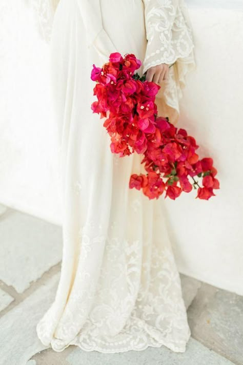 Bougainvillea Bouquet, Brides Wedding Bouquets, Bougainvillea Wedding, Grecian Wedding, Spanish Wedding, Boda Mexicana, Red Wedding Dresses, Santorini Wedding, Greece Wedding