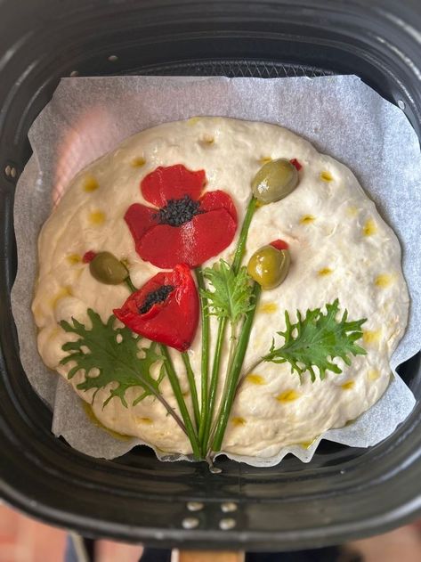 Decorated Foccacia Bread, Foccacia Bread Art, Focaccia Bread Art, Herb Focaccia, Focaccia Art, Foccacia Bread, Homemade Recipe Books, Focaccia Bread Recipe, Road Trip Food