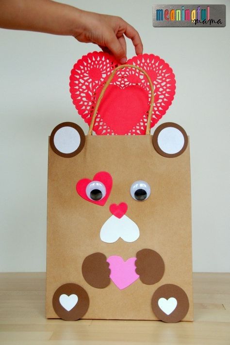 Teddy Bear Valentine Mailbox Idea Jan 21, 2016, 12-58 PM Teddy Bear Valentine, Valentines Day Cards Diy, Valentines Day Bags, Valentine Mailbox, Teddy Bears Valentines, Valentine's Day Crafts For Kids, Valentine Day Boxes, Preschool Valentines, Valentine Activities