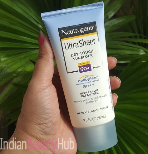 Neutrogena Sunscreen Oily Skin, Neutrogena Ultra Sheer Sunscreen, Bridal Essentials, Neutrogena Sunscreen, Skin Care List, Summer Products, Oil Free Moisturizers, Diy Spa, Sunscreen Spf 50