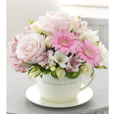 Teacup Flowers, Floral Arranging, Mothers Day Flowers, Arrangement Ideas, Beautiful Flower Arrangements, Flowers Arrangements, Deco Floral, Floral Ideas, Flower Arranging