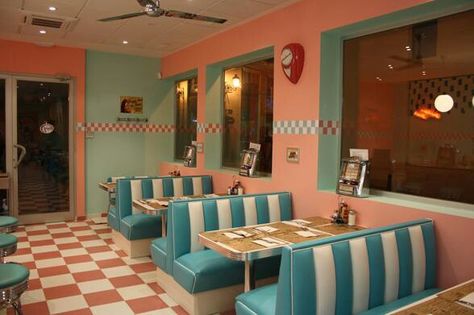 Diner Aesthetic, 1990 Style, 50s Diner, Vintage Diner, Retro Cafe, Retro Diner, American Diner, Cafe Shop, Photo Wall Collage