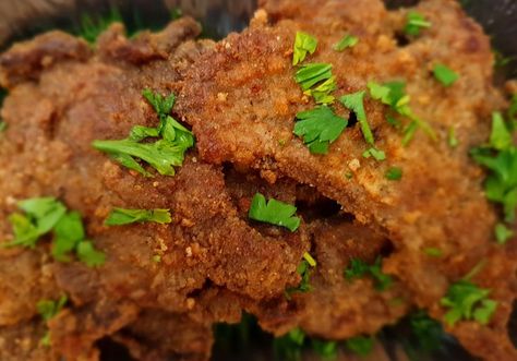 The best way to make delicious Egyptian steak from Egyptian hands #ِArabic_Food_Tips #Fried_Beef_Steak #Egyptian Biftek Beef Steak Recipe, Beef Steak Recipes, Egyptian Food, Fried Beef, Steak Recipe, Steak Fries, Beef Steak, Arabic Food, Food Tips