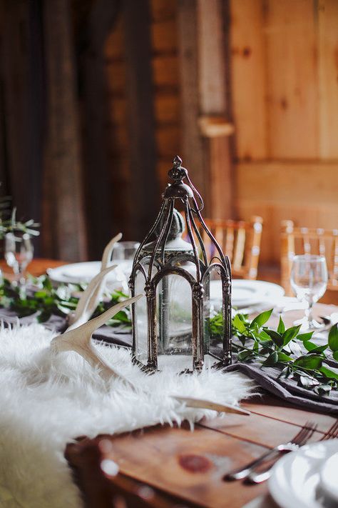 medieval purple stone wedding centerpiece Medieval Centerpieces Diy, Medieval Centerpieces, September Wedding Centerpieces, Medieval Wedding Decorations, Fantasy Wedding Theme, Nature Weddings, Medieval Wedding Theme, Medieval Christmas, Wedding Centerpeices