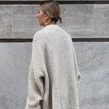 4,413 likes, 108 comments - aylin_koenig on September 22, 2022: "welcome back GRANNY sweater 🐑 be quick 😬 @by_aylinkoenig" Aylin Koenig, Granny Sweater, September 22, Welcome Back, On Instagram, Instagram