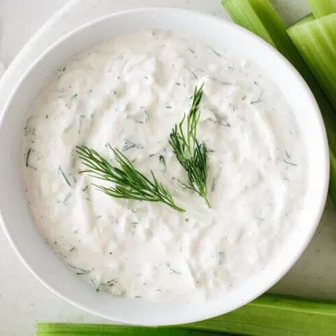 Greek Yogurt Dip, Cucumber Dressing, Cucumber Yogurt Sauce, Homemade Falafel, Dairy Free Dips, Vegan Alfredo Sauce, Tzatziki Sauce Recipe, Greek Yogurt Dips, Vegan Tzatziki