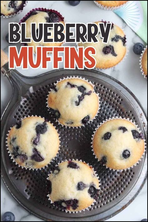 Impress your guests with these homemade blueberry muffins. The rich blueberry flavor and moist texture make these muffins a crowd-pleaser. These easy and quick brunch ideas are perfect for any occasion and are sure to be a hit with your friends and family. Treat yourself to a batch of these delicious blueberry muffins and enjoy the burst of flavor in every bite. Quick Brunch Ideas, Blueberry Muffins With Crumble Topping, Blueberry Muffins Easy, Frozen Blueberry Muffins, Muffins With Crumble Topping, Blueberry Muffin Recipe Easy, Quick Brunch, Cherry Scones, Homemade Blueberry Muffins