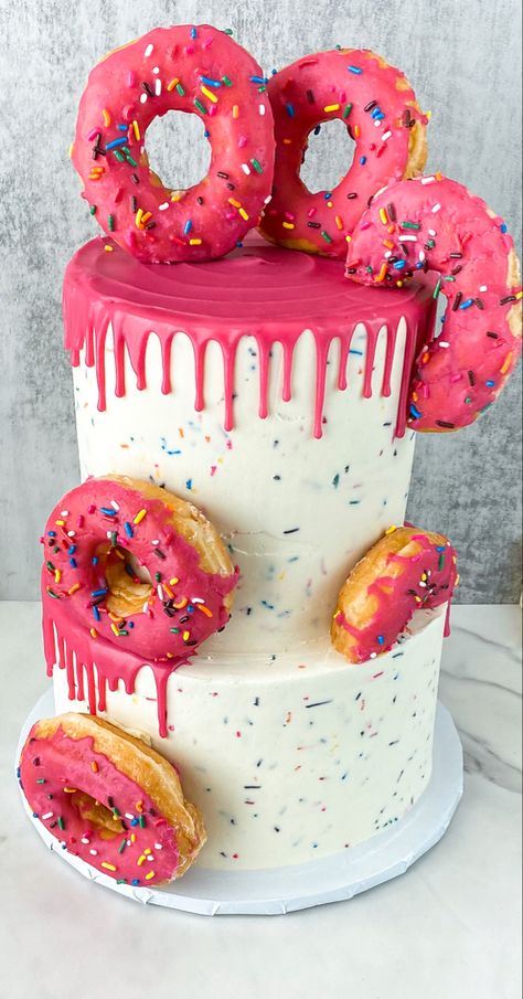 Donut Decorated Cake, Donut Grow Up Cake, Donut Birthday Cake, Artist Cake, Cake Design Inspiration, Up Cake, Donut Cake, Two Tier Cake, Donut Birthday