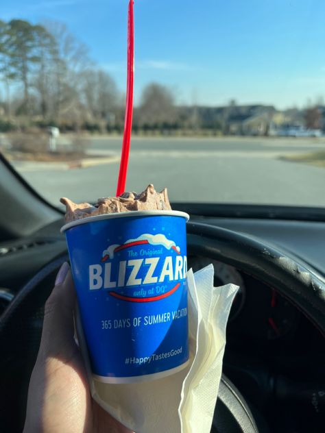 Dq Blizzard Aesthetic, Dairy Queen Blizzard Aesthetic, Dairy Queen Aesthetic, M&m Ice Cream, Izzy Core, Blizzard Dairy Queen, Ice Cream Dairy Queen, Ghost Oc, Dq Ice Cream