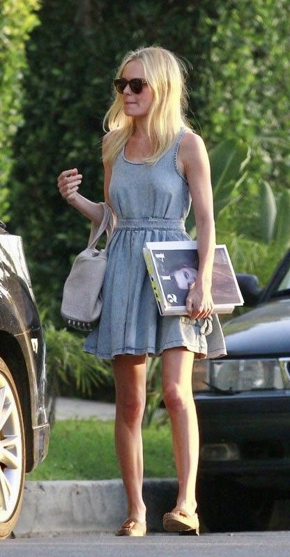 Kate Bosworth Street Style Kate Bosworth Style 2023, Kate Bosworth Short Hair, Kate Bosworth Roxy, Kate Bosworth Blue Crush, Kate Bosworth Style, Kate Bosworth, Casual Dress, Street Style, Design