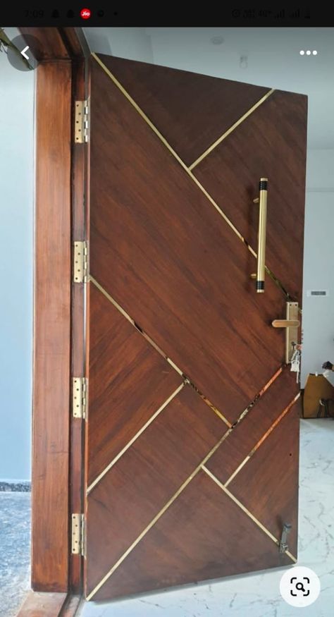 Main Gate Wooden Front Doors, Main Door Jaali Design Modern, Door Skins Designs, Latest Door Designs For Bedroom, Main Entrance Door Design Architecture, Wood Door Design Modern, Latest Main Door Design Entrance, Wooden Double Door Design, Wordroab Design