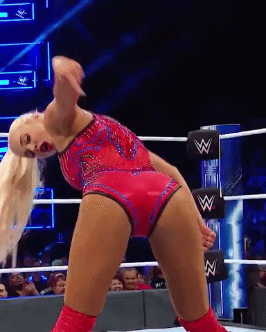 Wwe Lana, Wwe Gif, Lana Wwe, Beast Movie, Beauty And The Beast Movie, Wwe Female, Wwe Female Wrestlers, Wrestling Divas, Wwe Womens