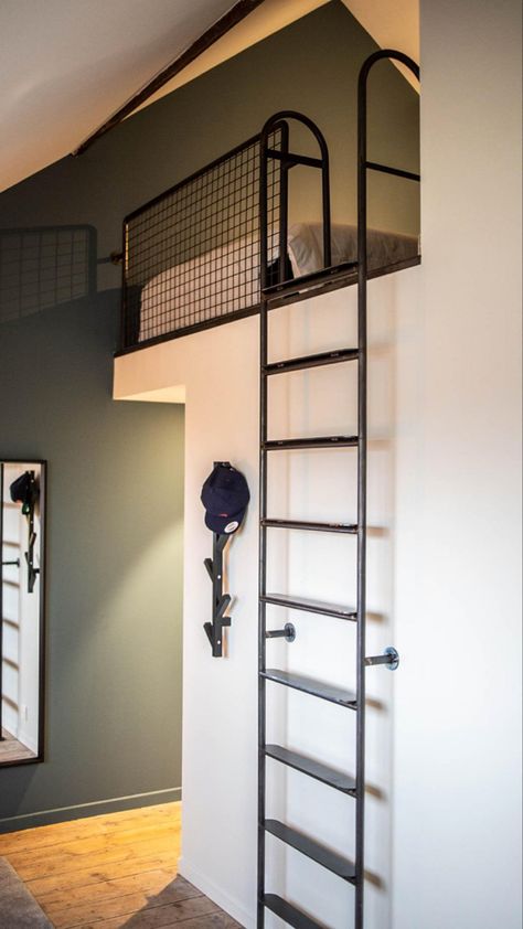 Industrial Loft Ladder, Ladder For Bunk Bed, Bunk Bed Ladder Ideas, Loft Bed Ladder, Loft With Ladder, Shelf Stairs, Loft Ladder Ideas, Loft Stairs Ideas, Mezzanine Loft