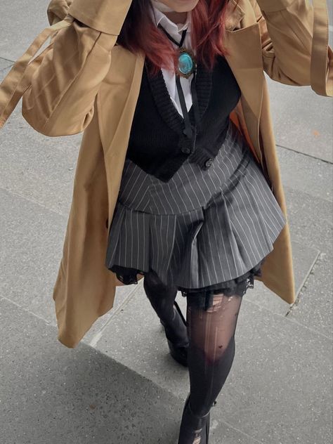 Dazai Inspired Outfit, Aesthetic Dazai, Female Outfit Ideas, Dazai Cosplay, Cosplay Aesthetic, Bsd Dazai, Osamu Dazai, Dazai Osamu, Really Cute Outfits