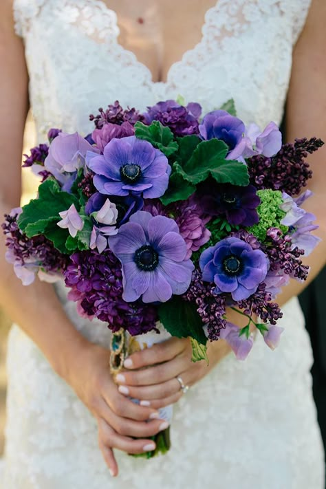 purple bouquet | ashley tingley photography | Glamour & Grace Purple Bouquets, Lilac Bouquet, Diy Bridal Bouquet, Violet Wedding, Purple Wedding Bouquets, Plum Wedding, Bouquet Bride, Purple Bouquet, Purple Wedding Flowers