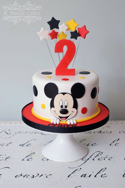 Mickey Mouse cake Mickey Mouse Torte, Mickey Mouse Cake Decorations, Bolo Do Mickey Mouse, Cupcakes Minnie Mouse, Mickey Birthday Cakes, Γενέθλια Mickey Mouse, Mickey Mouse Birthday Theme, Mouse Birthday Cake, Mickey 1st Birthdays