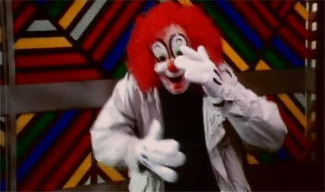 Creepy friend Clown Stimboard, Clowns Funny, Nostalgic Images, Now Playing, Dancing Gif, Fun Quizzes, The Guest, Wild Card, Group Of Friends