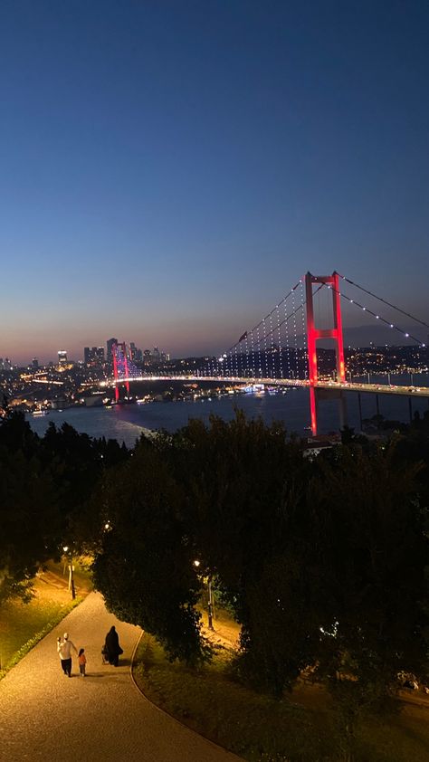 Istanbul | bosporus bridge | sunset | turkey Mahir Fareed Aesthetic, Turkey Bridge, Istanbul Bridge, Istanbul Places, Istanbul Places To Visit, Istanbul Sunset, Istanbul Aesthetic, Bridge Sunset, Italy Aesthetic