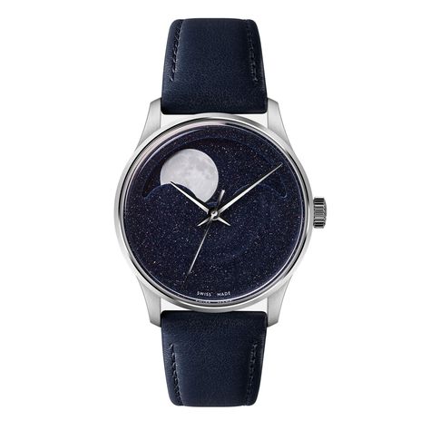 Christoper Ward C1 Moonphase 37

The Christopher Ward C1 Moonphase 37 brings the moon phase complication into a more accessible 37-millimeter case.

📸: © Christopher Ward

https://www.yourwatchhub.com/christopher-ward/christoper-ward-c1-moonphase-37/ Moonphase Watch, Christopher Ward, Moon Watch, Translucent Glass, Latest Watches, Affordable Watches, More And Less, Tiny Star, Beautiful Moon