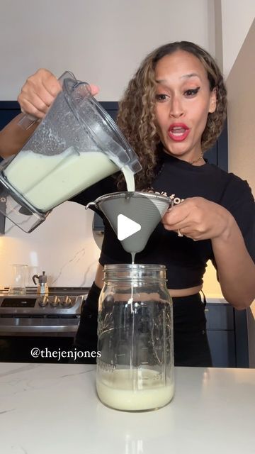 Jen Jones | Plant-Based Queen on Instagram: "Viral Lemon Olive Oil Drink 👇🏽

It’s a new month…let’s start fresh!

Glowing skin by @nevell_skin coffee oil. Link in bio or at nevellskin.com

@dontforgetthecinnamon_ shirts and hats available now at nevellskin.com 

This drink has gone viral multiple times for a reason! I have been making this for over 10 years and just the energy alone is worth it! 

1 organic lemon (make sure it isn’t waxed)
3 cups spring or filtered water
2 tbsp each cold-pressed evoo (extra virgin olive oil) and raw honey
1 small knob of ginger
Blend until creamy. Pour yourself a 4 ounce glass…4x a week…on an empty stomach. Will last for over a week in refrigerator 
Top with Ceylon cinnamon" Lemon Olive Oil Elixir, Jen Jones Lemon Drink, Olive Oil Cleanse, Olive Oil Drink, Olive Oil Lemon Drink, Lemon Olive Oil Drink, Juicing Recipes For Health, Overnight Colon Cleanse, Drinks For Constipation