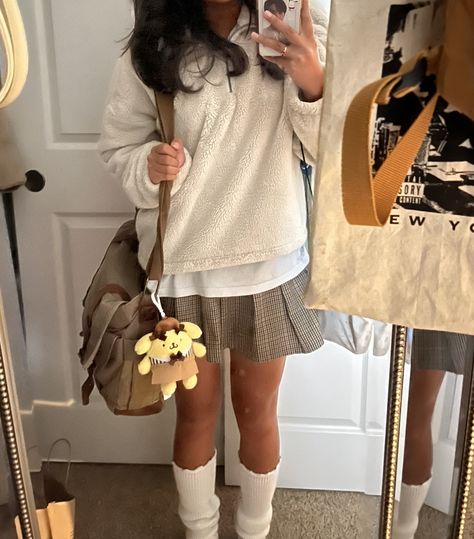 Pompompurin Brown Aesthetic, Pompompurin Outfit Aesthetic, Pompompurin Aesthetic Outfit, Pompompurin Inspired Outfit, Pompompurin Outfit, Sanrio Aesthetic Outfits, Sanrio Outfit Aesthetic, Pompompurin Aesthetic, Brown Kawaii