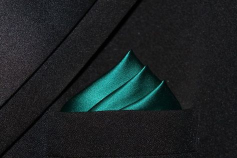 Suit Napkin Fold Pocket Squares, Fold Pocket Square How To, How To Fold A Handkerchief For A Suit, Suit Pocket Square Fold, How To Fold Pocket Square, How To Fold A Pocket Square, Handkerchief Folding, Mens Sleeveless Jacket, Pocket Square Folds