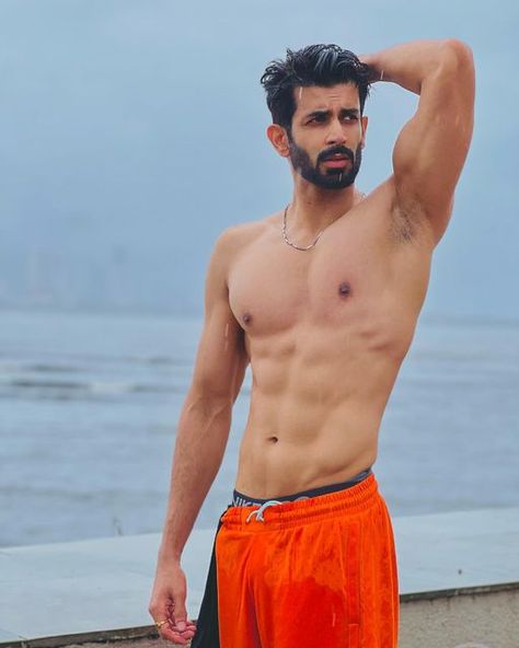 Namik Paul, Handsome Indian Men, Ideal Male Body, Ideal Man, Indian Man, Ideal Body, Photo Pose For Man, Guy Pictures, Bollywood Actors