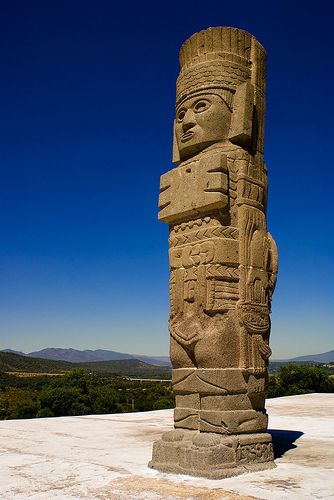 The word 'Telamon' is a generic term used for any human figure used as a structural support.  Tula's east-facing great warrior statues, are apparently representations not of Tezcatlipoca, but of Tlahuizcalpantecuhtli, the Plumed Serpent in his guise as Morning Star. Wikang Pambansa, People Group, Mayan Art, Poster Inspiration, Stone Statue, Ancient Technology, Art Premier, Aztec Art, Mystery Of History