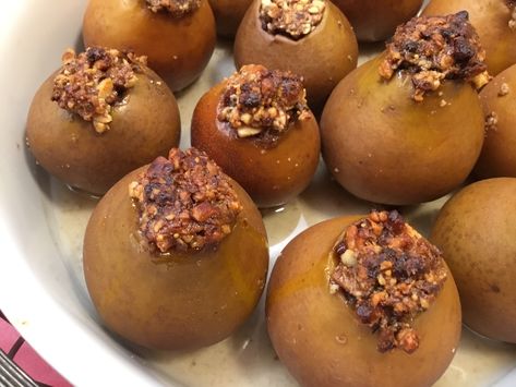 Stuffed Pears, Gingerbread Spice, Cinnamon Nuts, Pear Recipes, Dried Figs, Enchilada Recipes, Cherry Pie Filling, Toasted Almonds, Food Help