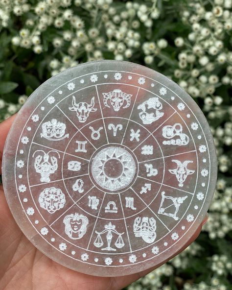 Back in stock - selenite charging plates 💖 Place your crystals or crystal jewellery on your selenite plate overnight/while you're not using them to charge 🔋 https://www.soulemporium.com/products/selenite-charging-plate Selenite Plate, Selenite Charging Plate, Hard At Work, Crystal Jewellery, Crystal Magic, Laptop Battery, Spiritual Art, Back In Stock, Crystal Jewelry