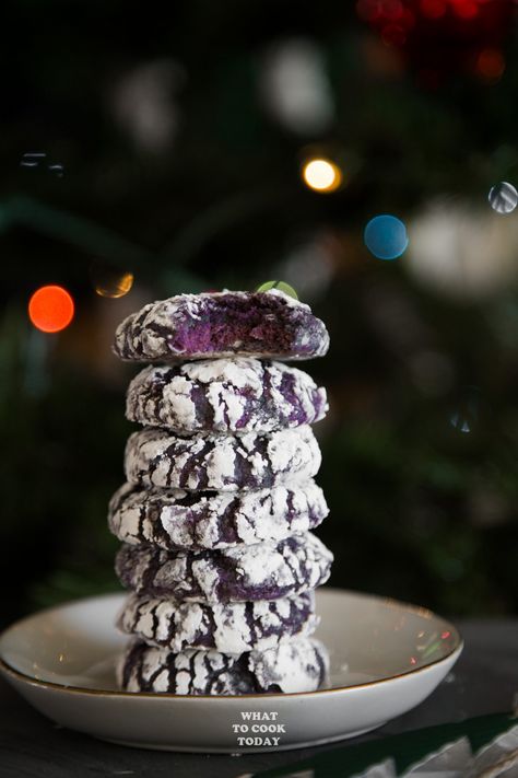 Amazingly Soft Purple Sweet Potato Crinkle Cookies Ube Crinkles Cookies Recipe, Crinkle Cookies Cake Mix, Ube Crinkle Cookies, Purple Potato Recipes, Ube Dessert Recipe, Crinkles Recipe, Sweet Potato Cookies, Filipino Food Dessert, Crinkle Cookies Recipe