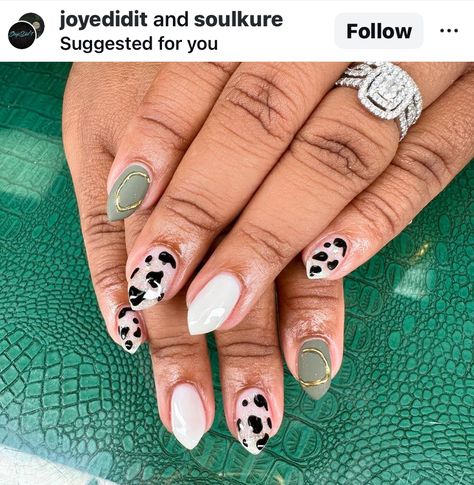 Cute Nails Cow Print, Country Nails Ideas, White Nails Design, Nail Designs Toenails, Cowboy Nails, Black And White Nail Designs, Black And White Nails, Western Nails, Country Nails