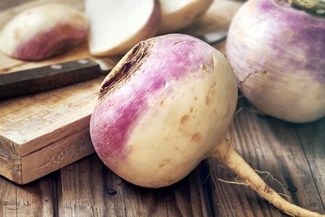 Freeze Turnips, How To Cook Turnips, Turnip Fries, Roasted Turnips, Purple Vegetables, Turnip Recipes, Turnip Greens, Slow Cooked Beef, Low Carb Sides