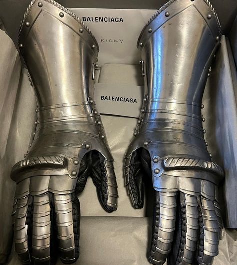 Armor Gloves, Armor Boots, Steel Armor, Hair Magazine, Daily Fashion Inspiration, Knight Armor, Balenciaga Black, Futuristic Fashion, Black Steel