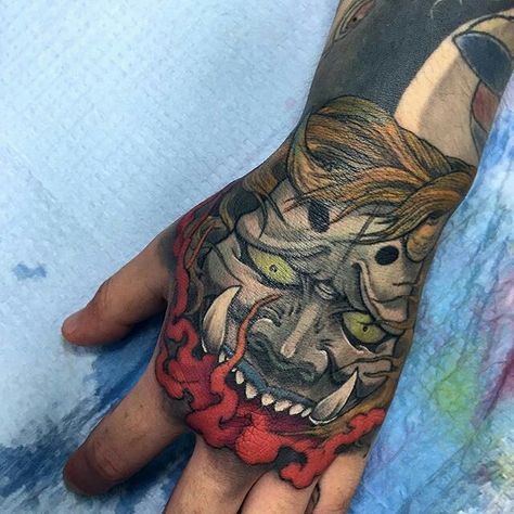 Cheong Ho Mask Hand Tattoo, Daejeon South Korea, Mascara Oni, Japanese Hand Tattoos, Foo Dog Tattoo, Hannya Mask Tattoo, Hanya Tattoo, Skull Hand Tattoo, Hannya Mask