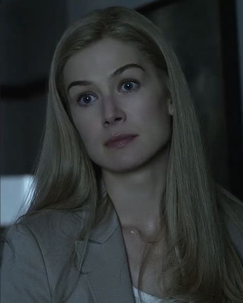 Rosamund Pike Gone Girl, Kindred Soul, Amazing Amy, Soft Beauty, Rosamund Pike, Kevin Spacey, Good For Her, Gary Oldman, Gone Girl