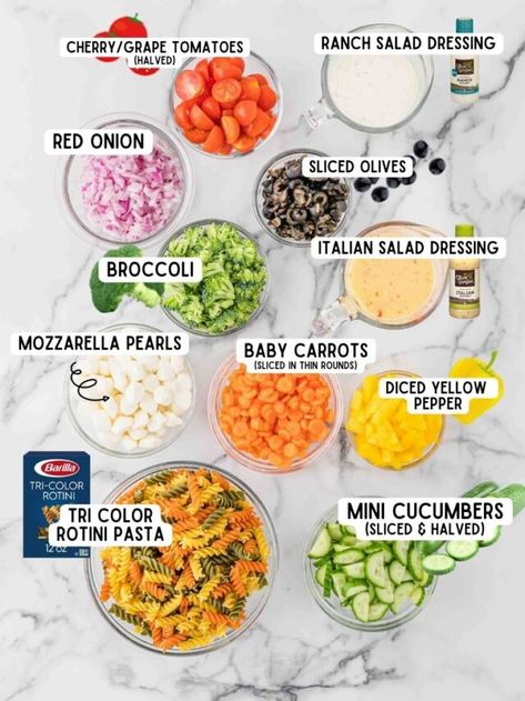 Tri Pasta Salad, Colorful Salads Healthy Food, Best Cold Pasta Salad Recipes Summer, Tri Color Pasta Salad Recipe, Tri Color Rotini Pasta Recipes, Color Pasta Salad, Pasta Salad Ideas, Catering Dishes, Tri Color Pasta Salad