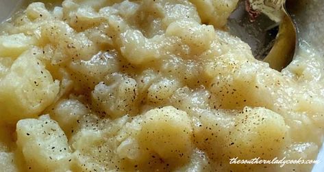 You searched for old fashioned stewed potatoes - The Southern Lady Cooks The Southern Lady Cooks, Southern Lady Cooks, Southern Recipes Soul Food, Creamed Potatoes, Stewed Potatoes, Southern Lady, Grandmas Recipes, Potato Side Dishes, How To Cook Potatoes