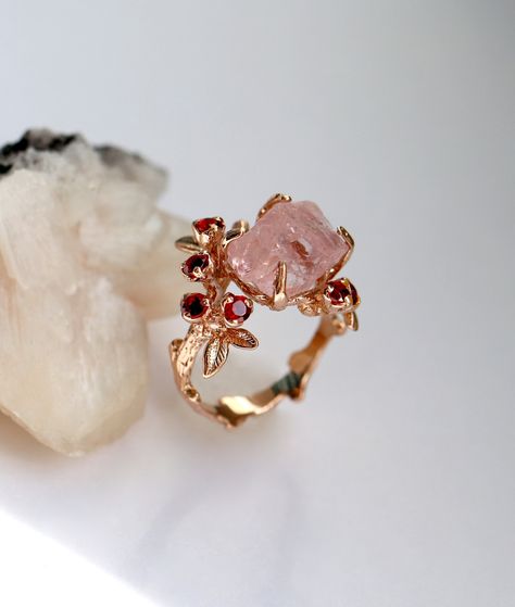 ➤ The front picture feature a 14K rose gold ring ♥ The design can be made with gemstones of your choosing ♥ Each order will be gift wrapped beautifully ♥ QUALITY: Each item is stamped according to US regulations. ➤ Orders of $550 and more will be qualified for free UPS International Express shipping (2-3 days). ------ *DIMENSIONS* ------ ♥ Ring Size: All sizes will be made to order Main Metal: 14K solid gold Main Stone: (approximately) 14x11 mm raw pink morganite natural gemstone Main Stone Orig Raw Stone Rings, Stone Rings For Women, Morganite Ring Set, Yellow Citrine Ring, Pink Morganite Ring, Cute Engagement Rings, Raw Stone Ring, Magical Jewelry, Pink Morganite