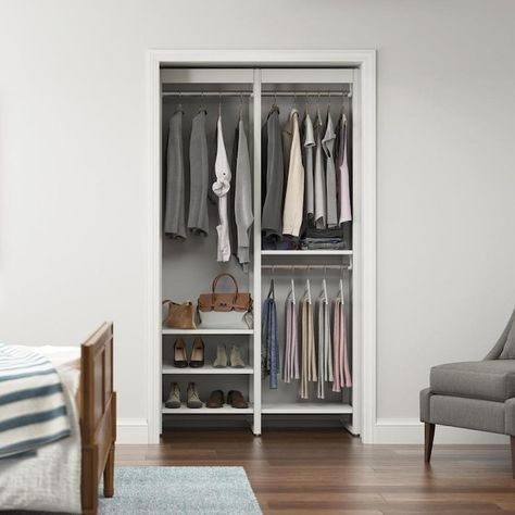 Closet Organizer Plans, Ikea Cubes, Organiser Son Dressing, Wood Closet Systems, How To Organize Your Closet, Folded Clothes, Wood Closet, Closet Shelf, White Closet