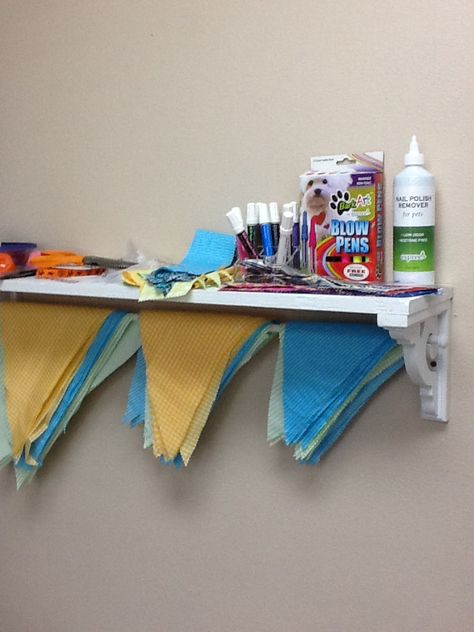 DIY shelf/display for dog bandanas Pet Salon Ideas, Bandana Storage, Grooming Shop Ideas, Dog Grooming Station, Dog Grooming At Home, Kennel Plans, Grooming Station, Grooming Salons, Grooming Ideas